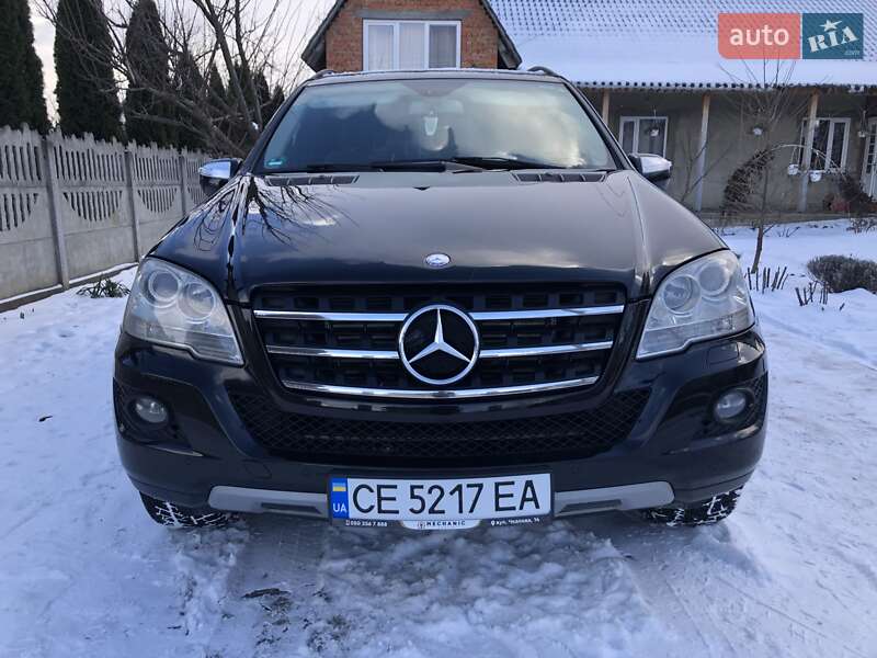 Позашляховик / Кросовер Mercedes-Benz M-Class 2008 в Заставній