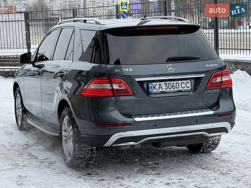 Внедорожник / Кроссовер Mercedes-Benz M-Class 2011 в Белой Церкви