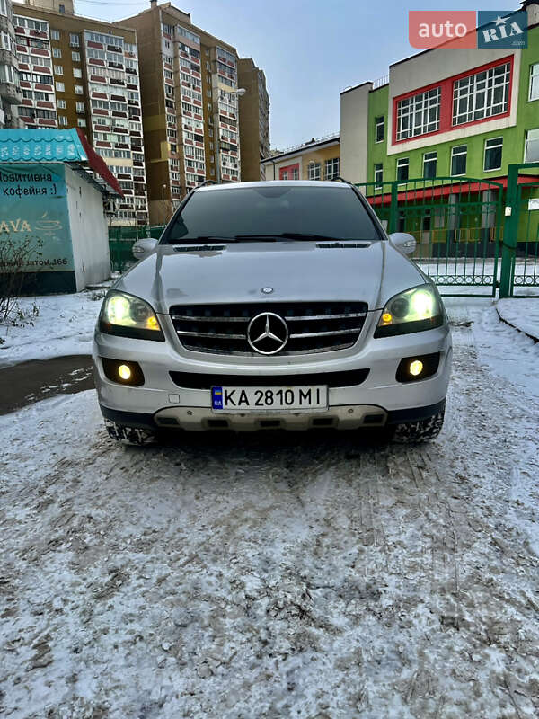 Внедорожник / Кроссовер Mercedes-Benz M-Class 2005 в Киеве фото 3 Внедорожник / Кроссовер Mercedes-Benz M-Class 2005 в Киеве
