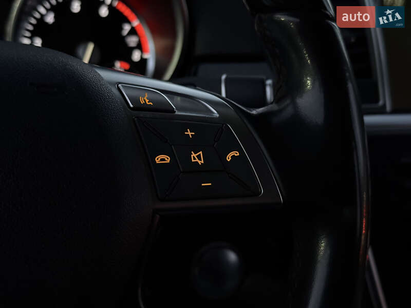 Позашляховик / Кросовер Mercedes-Benz M-Class 2014 в Миколаєві фото 25 Позашляховик / Кросовер Mercedes-Benz M-Class 2014 в Миколаєві