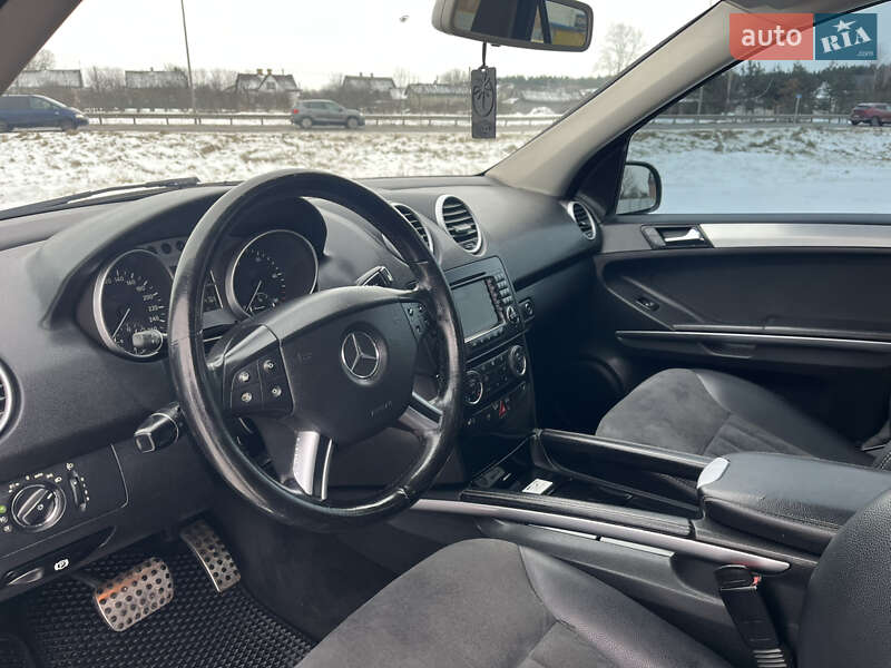 Внедорожник / Кроссовер Mercedes-Benz M-Class 2006 в Бродах