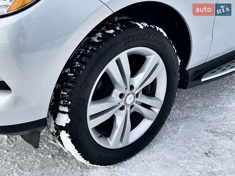 Позашляховик / Кросовер Mercedes-Benz M-Class 2012 в Ковелі