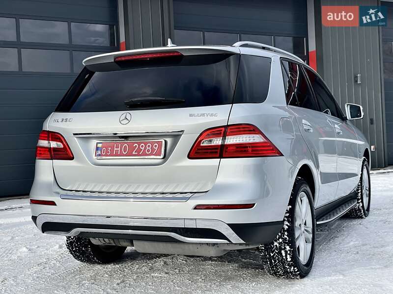 Позашляховик / Кросовер Mercedes-Benz M-Class 2012 в Ковелі