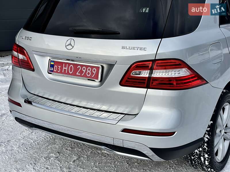 Позашляховик / Кросовер Mercedes-Benz M-Class 2012 в Ковелі