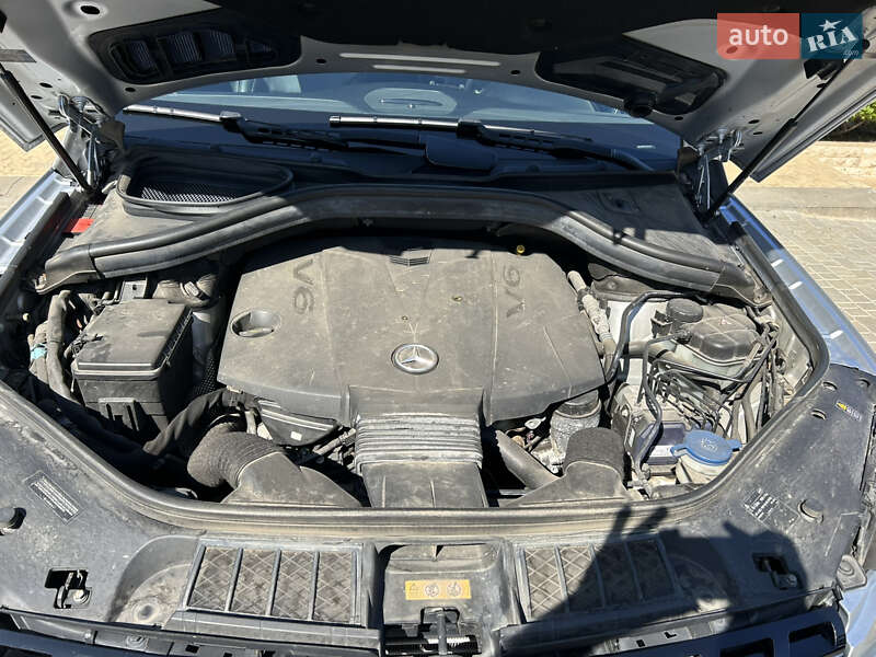 Внедорожник / Кроссовер Mercedes-Benz M-Class 2013 в Черноморске