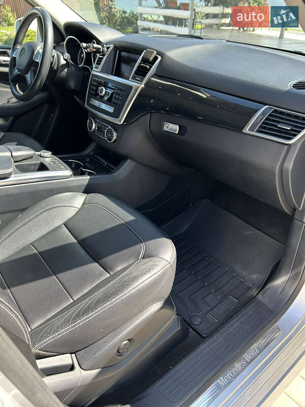 Внедорожник / Кроссовер Mercedes-Benz M-Class 2013 в Черноморске