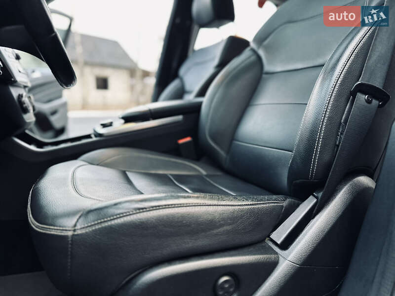 Позашляховик / Кросовер Mercedes-Benz M-Class 2011 в Солотвині