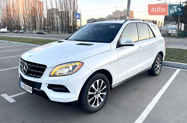 Внедорожник / Кроссовер Mercedes-Benz M-Class 2015 в Киеве