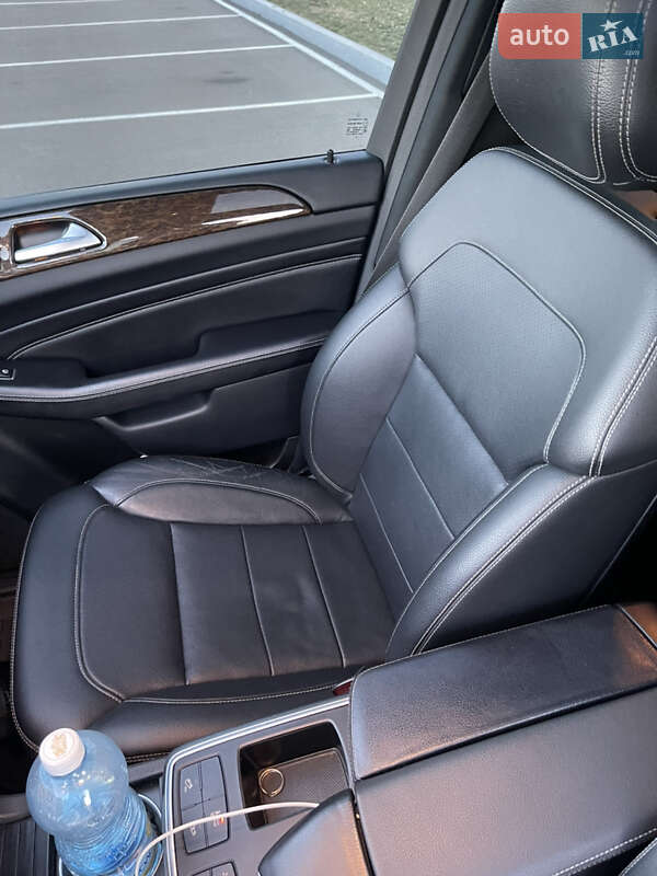 Позашляховик / Кросовер Mercedes-Benz M-Class 2015 в Києві фото 17 Позашляховик / Кросовер Mercedes-Benz M-Class 2015 в Києві