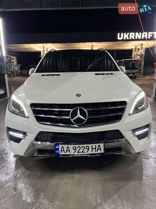 Внедорожник / Кроссовер Mercedes-Benz M-Class 2012 в Ровно фото 82 Внедорожник / Кроссовер Mercedes-Benz M-Class 2012 в Ровно