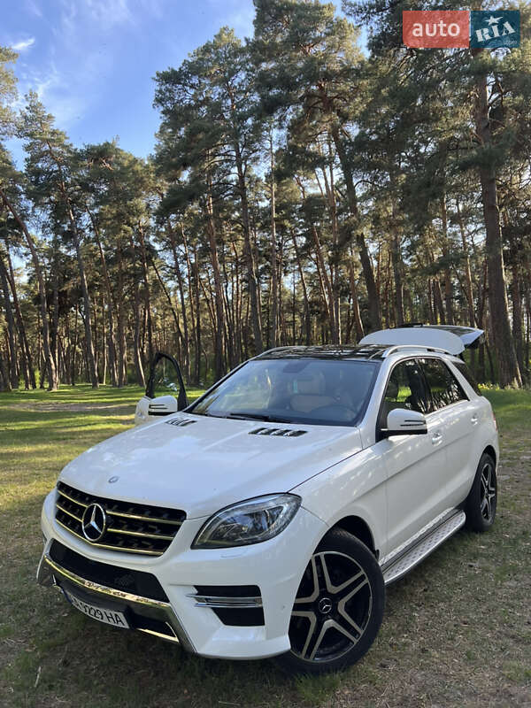 Внедорожник / Кроссовер Mercedes-Benz M-Class 2012 в Ровно фото 93 Внедорожник / Кроссовер Mercedes-Benz M-Class 2012 в Ровно