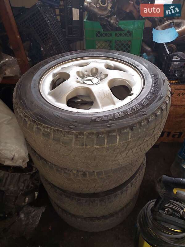 Позашляховик / Кросовер Mercedes-Benz M-Class 2001 в Ірпені