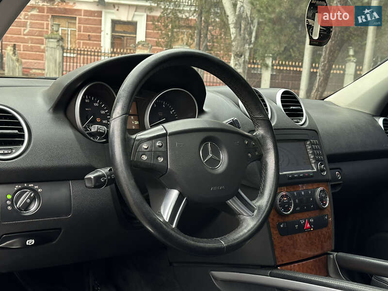 Внедорожник / Кроссовер Mercedes-Benz M-Class 2008 в Николаеве фото 24 Внедорожник / Кроссовер Mercedes-Benz M-Class 2008 в Николаеве