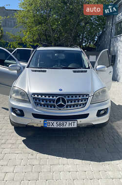 Позашляховик / Кросовер Mercedes-Benz M-Class 2005 в Старокостянтинові