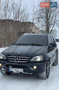 Позашляховик / Кросовер Mercedes-Benz M-Class 2000 в Буську