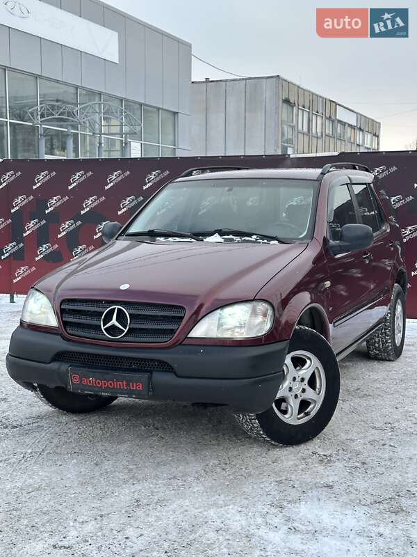 Mercedes-Benz M-Class 1998