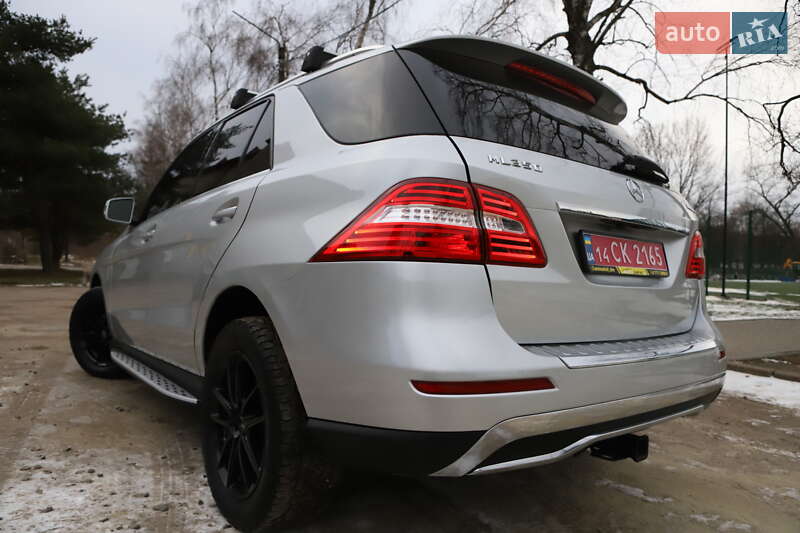 Внедорожник / Кроссовер Mercedes-Benz M-Class 2014 в Дрогобыче