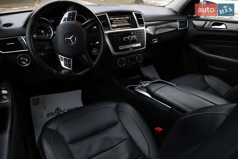 Внедорожник / Кроссовер Mercedes-Benz M-Class 2014 в Дрогобыче