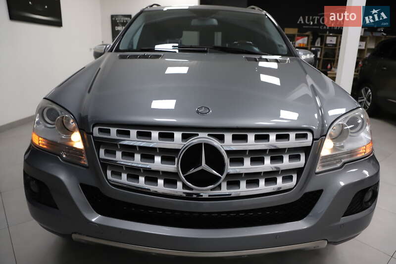 Внедорожник / Кроссовер Mercedes-Benz M-Class 2010 в Дрогобыче