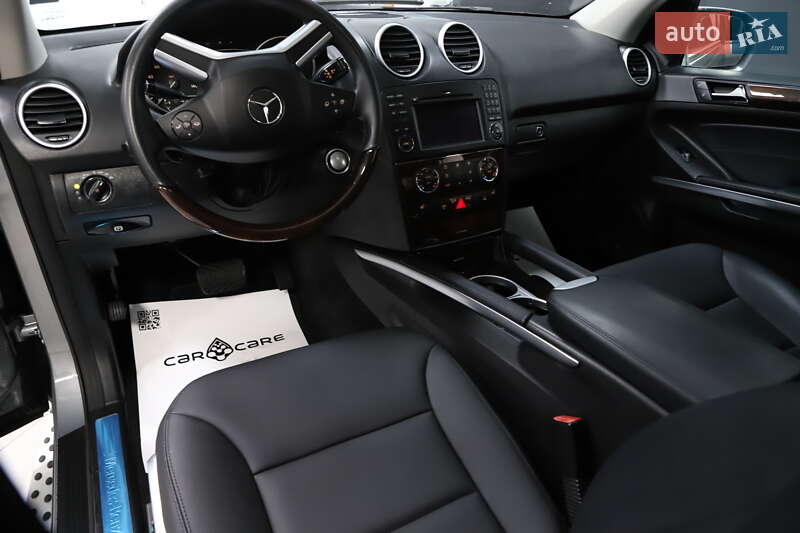 Внедорожник / Кроссовер Mercedes-Benz M-Class 2010 в Дрогобыче