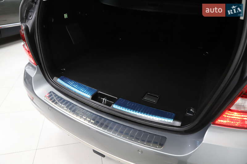 Внедорожник / Кроссовер Mercedes-Benz M-Class 2010 в Дрогобыче