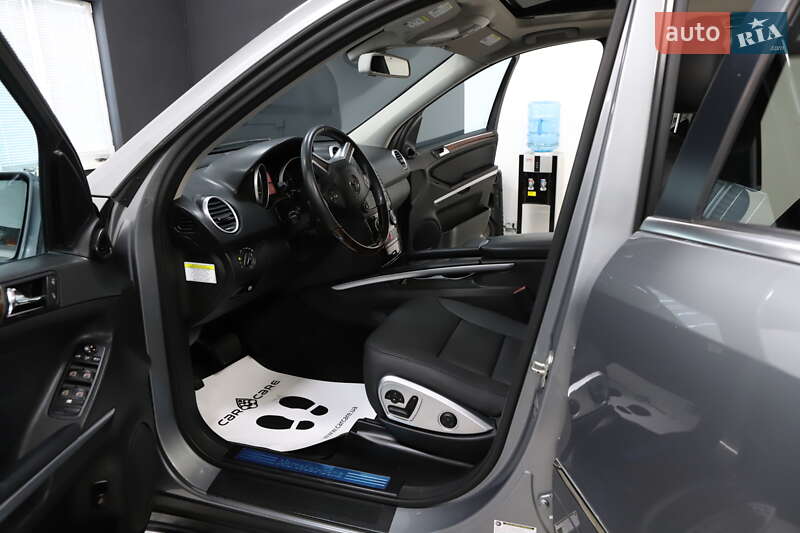 Внедорожник / Кроссовер Mercedes-Benz M-Class 2010 в Дрогобыче