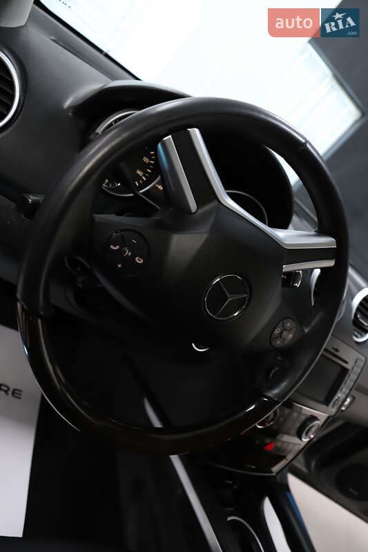 Внедорожник / Кроссовер Mercedes-Benz M-Class 2010 в Дрогобыче