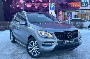 Внедорожник / Кроссовер Mercedes-Benz M-Class 2013 в Киеве