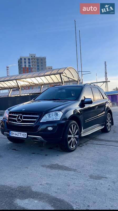 Mercedes-Benz M-Class 2008