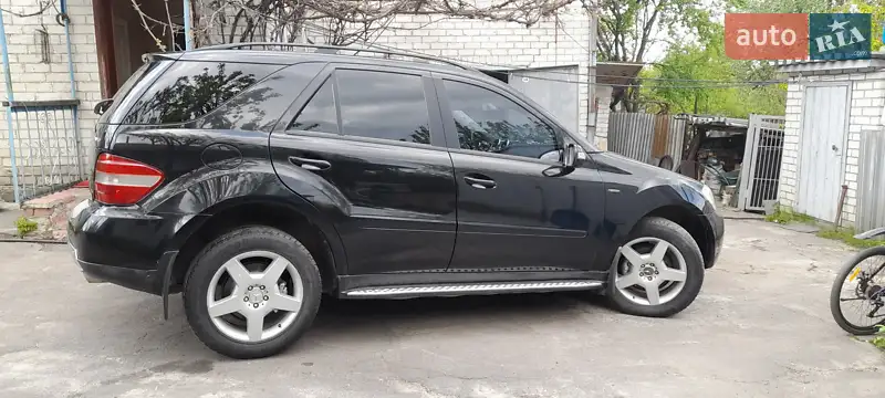 Mercedes-Benz M-Class