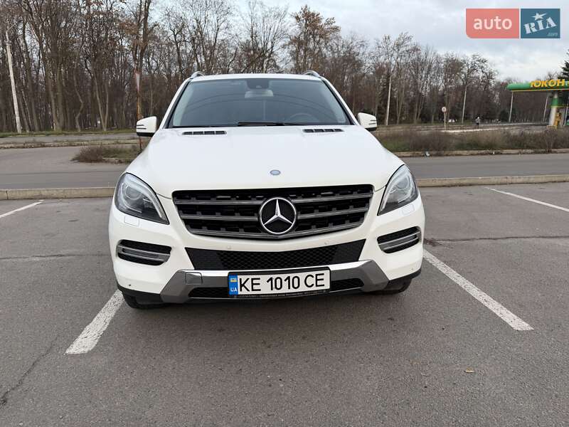 Mercedes-Benz M-Class 2013 Mercedes-Benz M-Class 2013