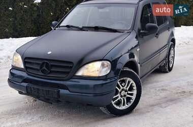 Позашляховик / Кросовер Mercedes-Benz M-Class 2000 в Харкові