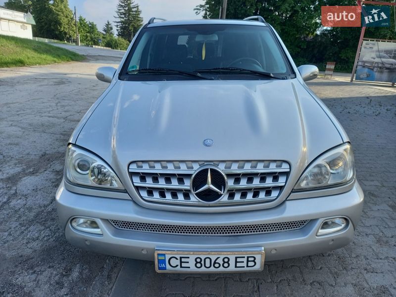 Mercedes-Benz M-Class 2004