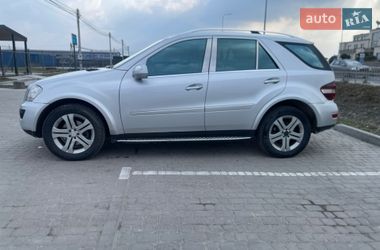 Внедорожник / Кроссовер Mercedes-Benz M-Class 2009 в Львове