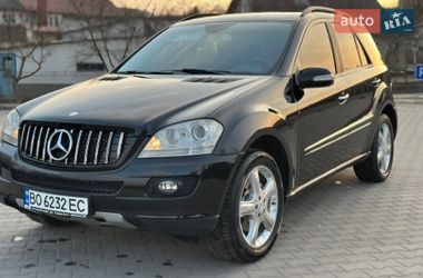 Внедорожник / Кроссовер Mercedes-Benz M-Class 2006 в Зборове