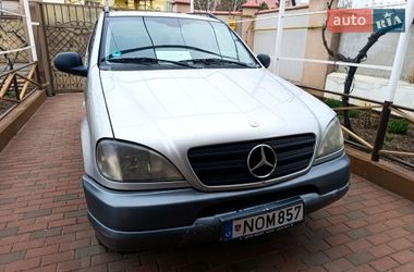 Позашляховик / Кросовер Mercedes-Benz M-Class 2002 в Білгороді-Дністровському