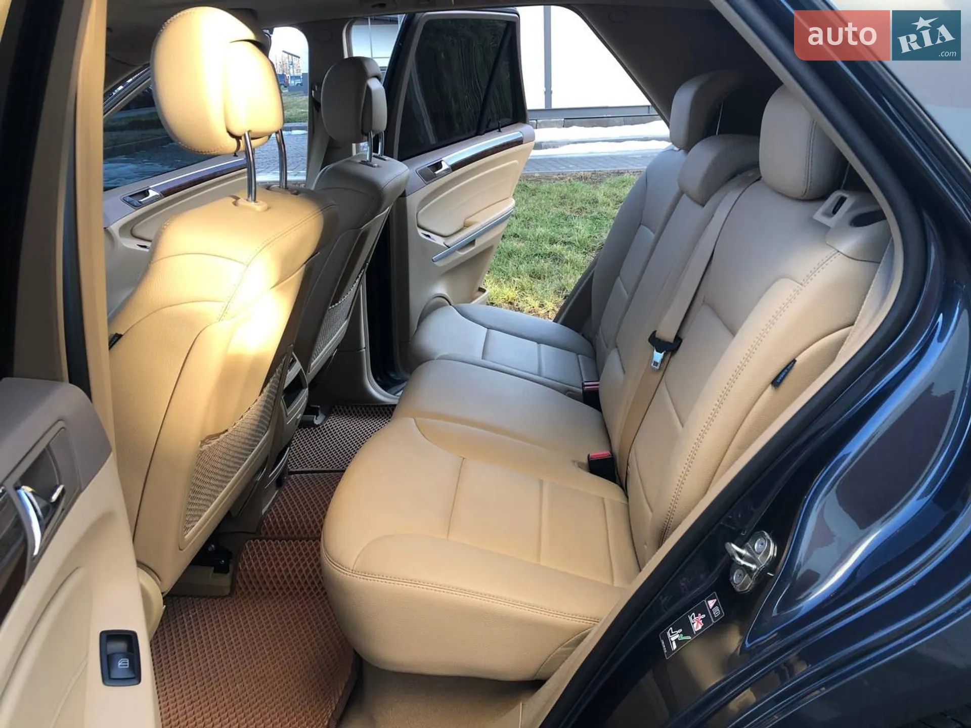2011 Mercedes-Benz M-klasse - мініатюра 35