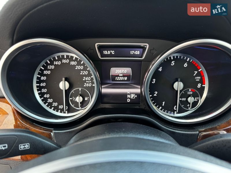 Внедорожник / Кроссовер Mercedes-Benz M-Class 2013 в Каменец-Подольском