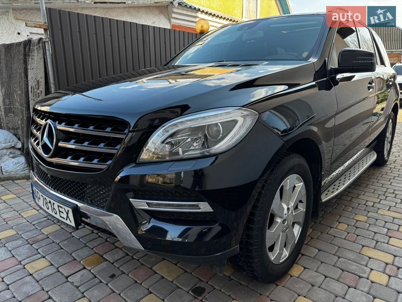 Внедорожник / Кроссовер Mercedes-Benz M-Class 2013 в Каменец-Подольском