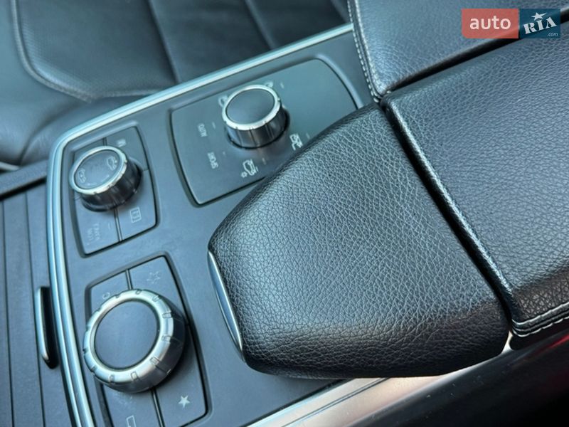 Внедорожник / Кроссовер Mercedes-Benz M-Class 2013 в Каменец-Подольском