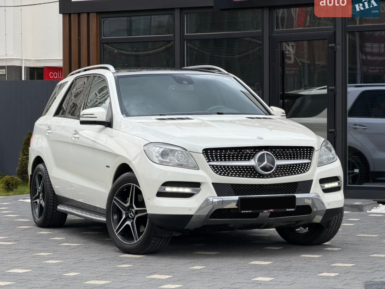 2012 Mercedes-Benz M-klasse - мініатюра 19