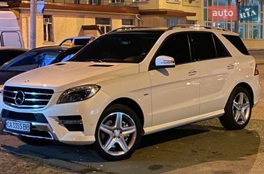 Позашляховик / Кросовер Mercedes-Benz M-Class 2012 в Черкасах