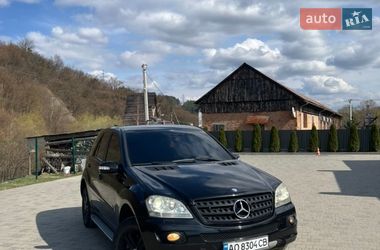 Позашляховик / Кросовер Mercedes-Benz M-Class 2005 в Воловцю