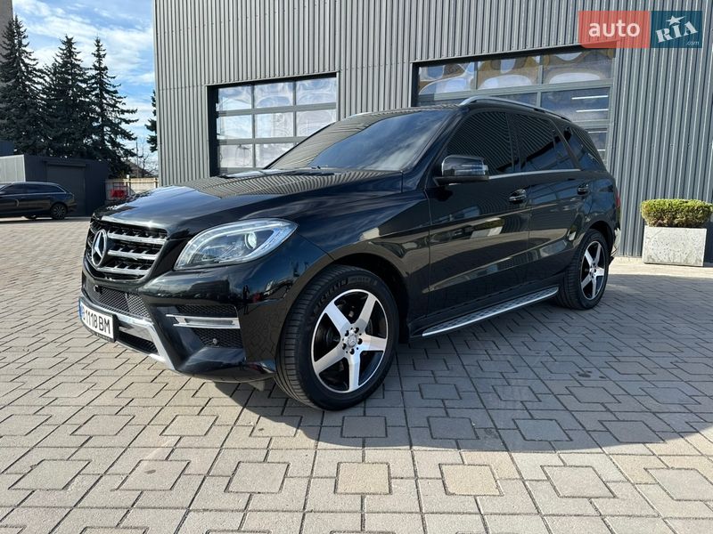 Внедорожник / Кроссовер Mercedes-Benz M-Class 2013 в Виннице