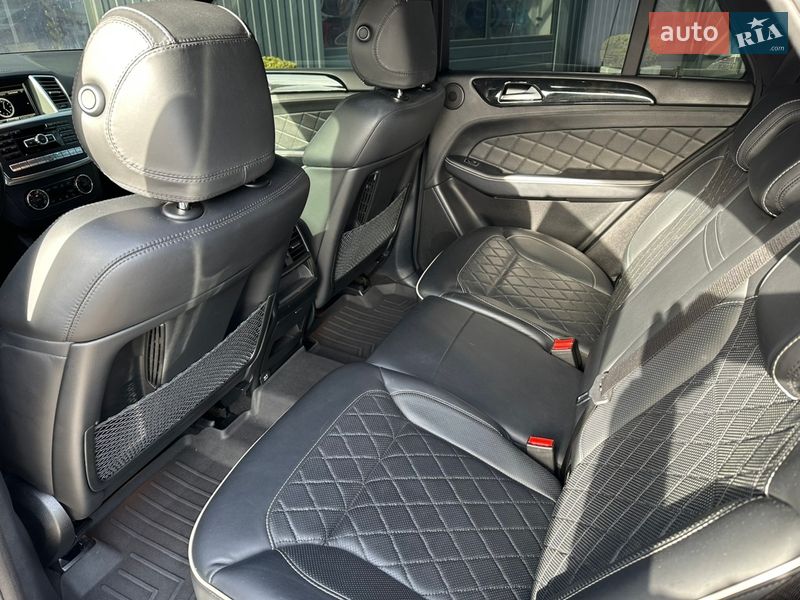 Внедорожник / Кроссовер Mercedes-Benz M-Class 2013 в Виннице