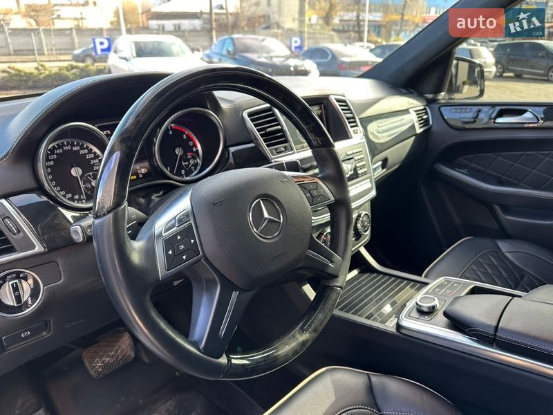 Внедорожник / Кроссовер Mercedes-Benz M-Class 2013 в Виннице
