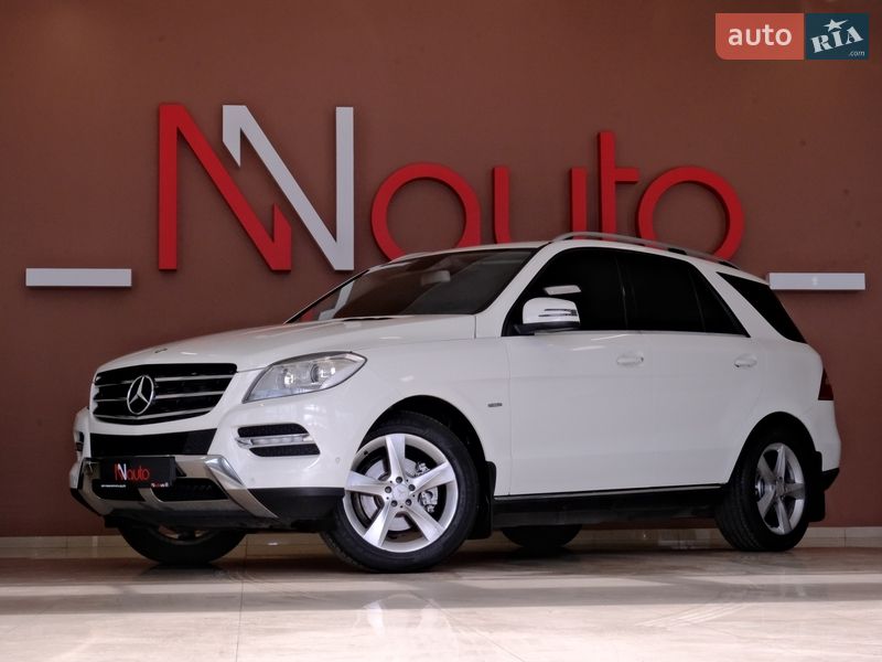 Mercedes-Benz M-Class 2012