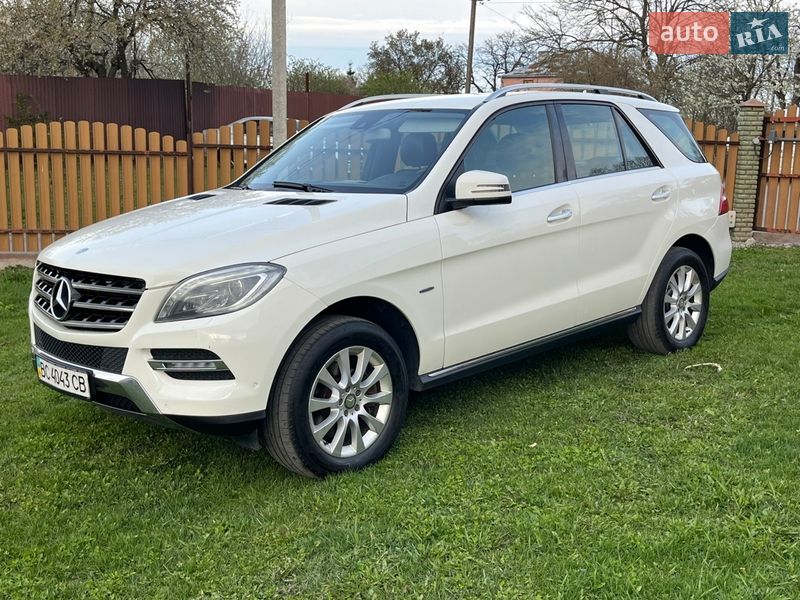Mercedes-Benz M-Class 2012