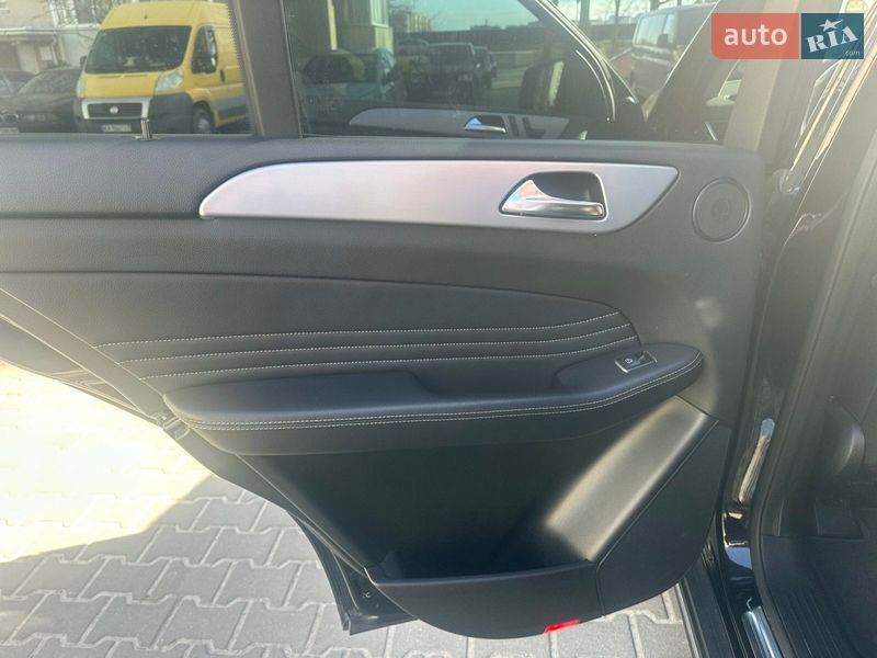 Внедорожник / Кроссовер Mercedes-Benz M-Class 2013 в Киеве