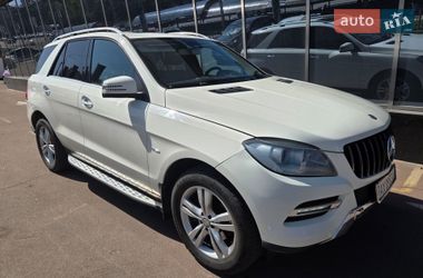 Внедорожник / Кроссовер Mercedes-Benz M-Class 2012 в Ирпене